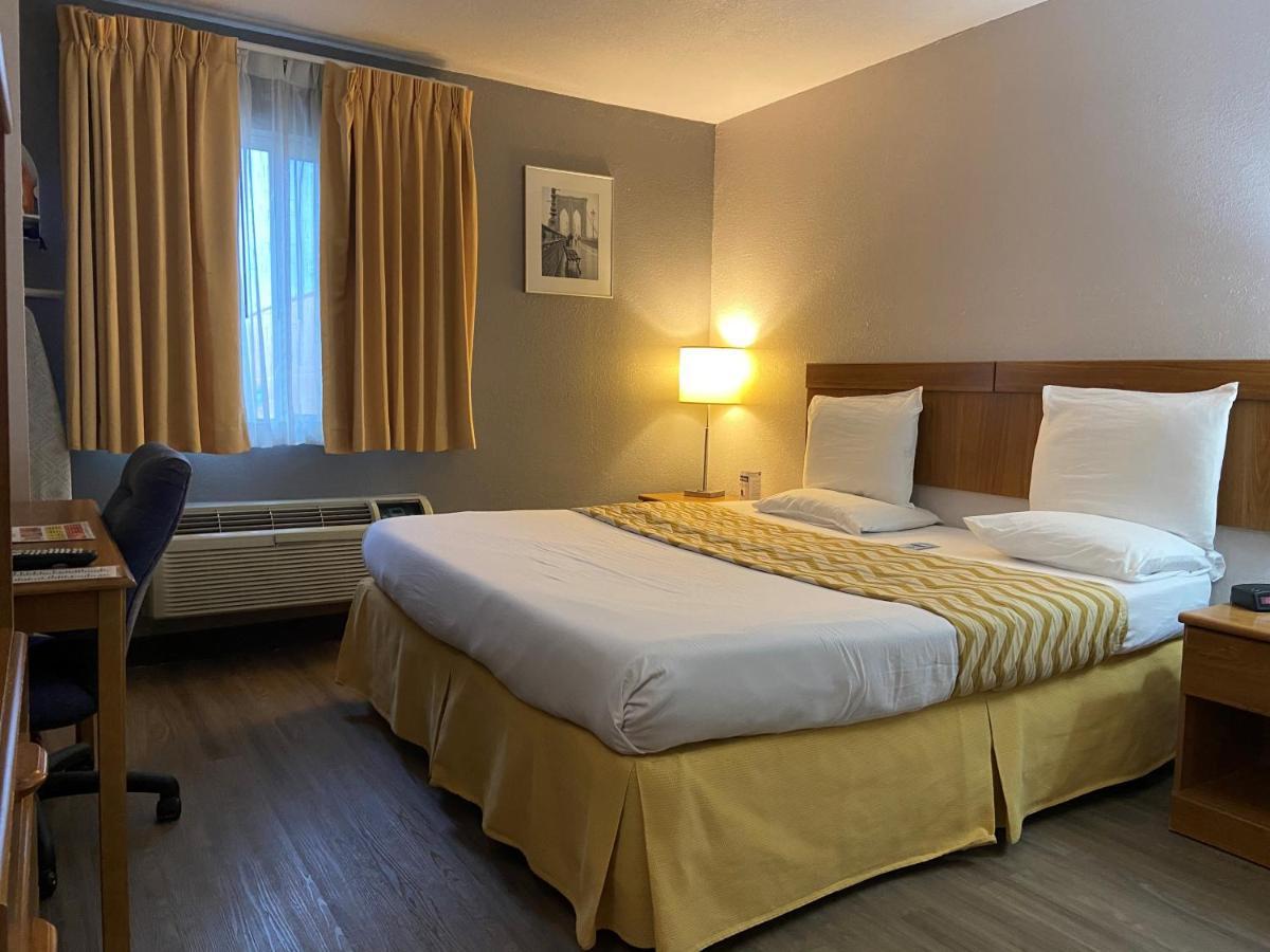 Chambre Lit King-Size - Non-Fumeurs