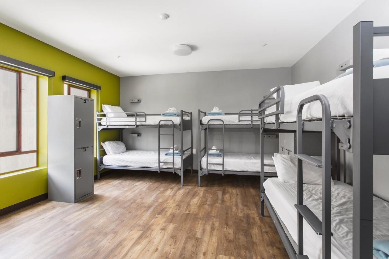 Bed Women's 8-Bed Dormitory