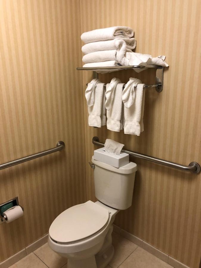 Accessible Grand Double Room with Lake View,1022292034:JPEG