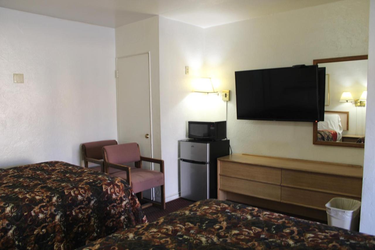 Deluxe Double Room,1066066234:JPEG