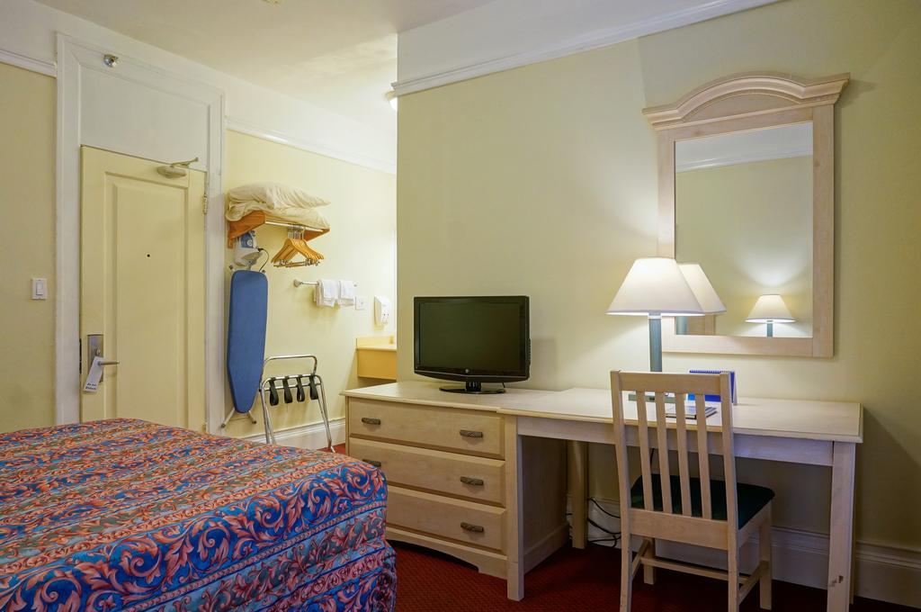 Room Selected at Check In,1589141837:JPEG