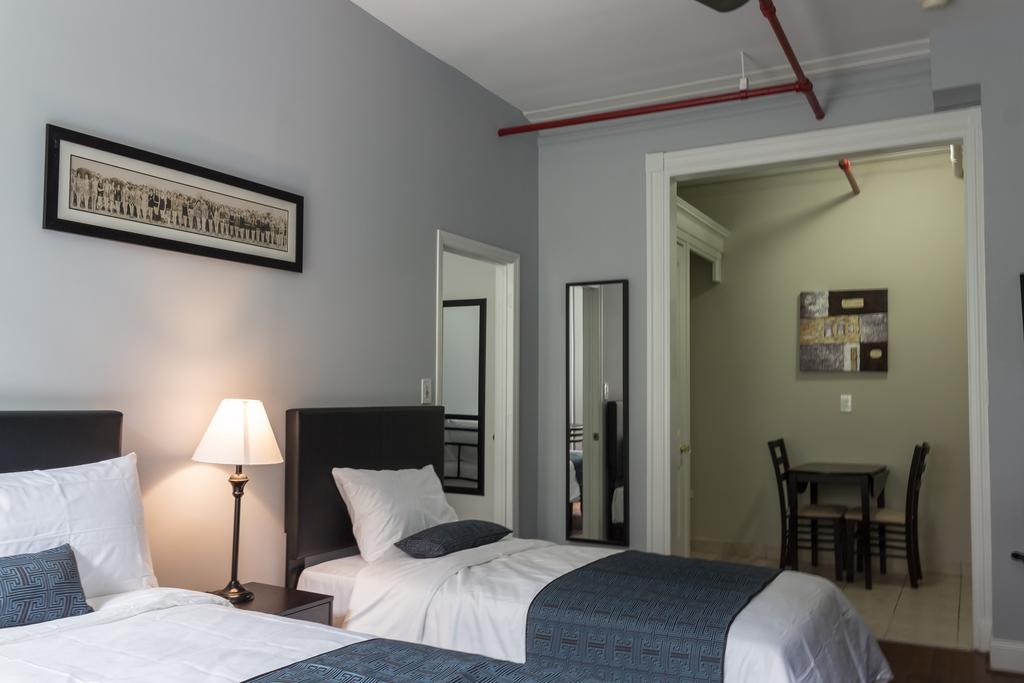 Quarto Triplo Standard com Casa de Banho Partilhada