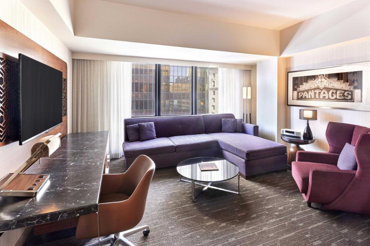 One Bedroom Suite Suite 1 King Alternate bed sofa bed,1379513912:JPEG