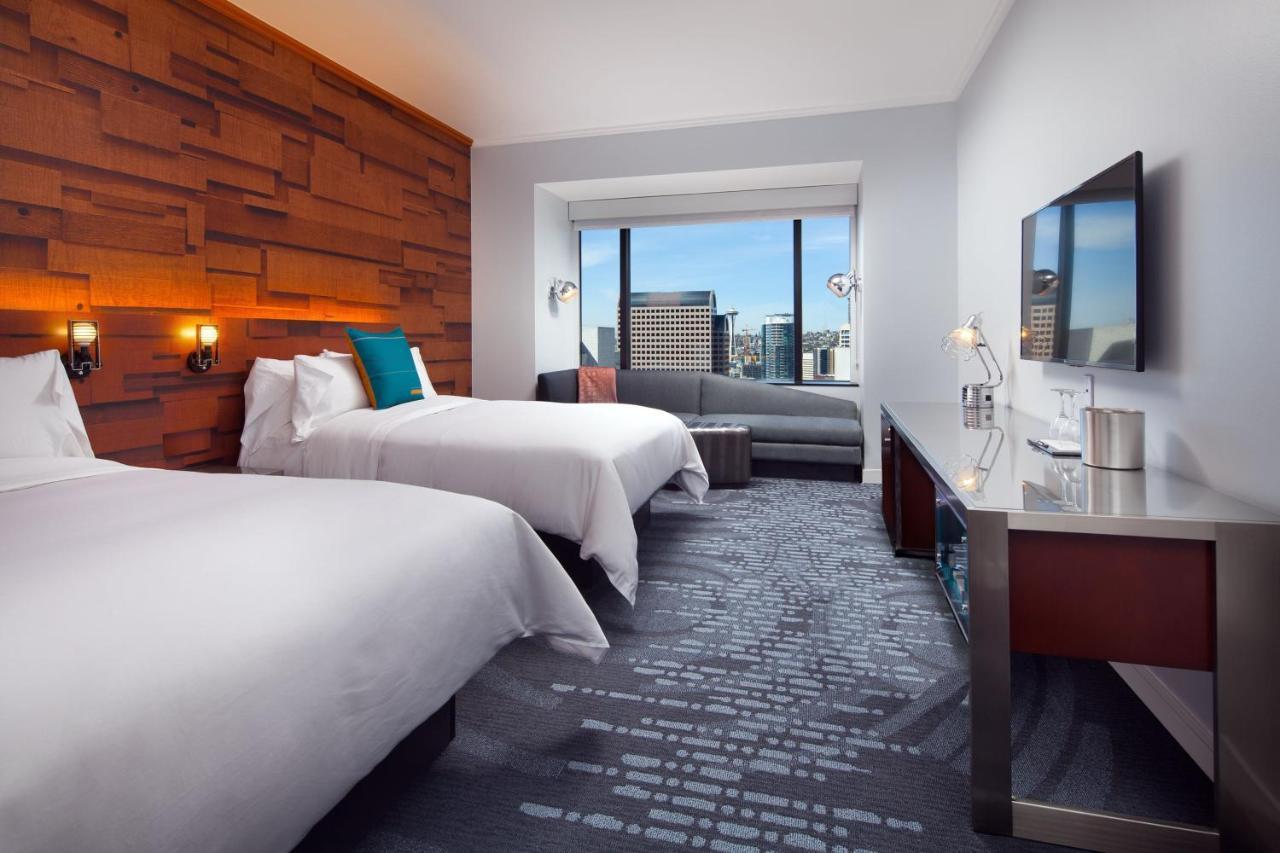 Chambre Spectaculaire avec 2 Lits Doubles - Étage Supérieur - Vue sur Ville