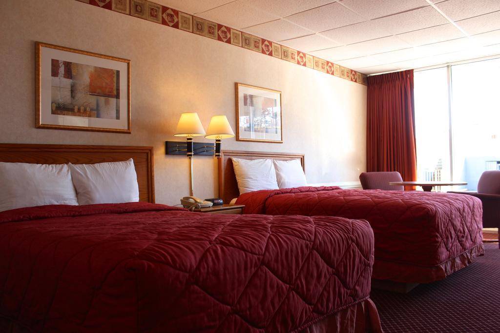 Chambre Double Standard avec 2 Lits Doubles
