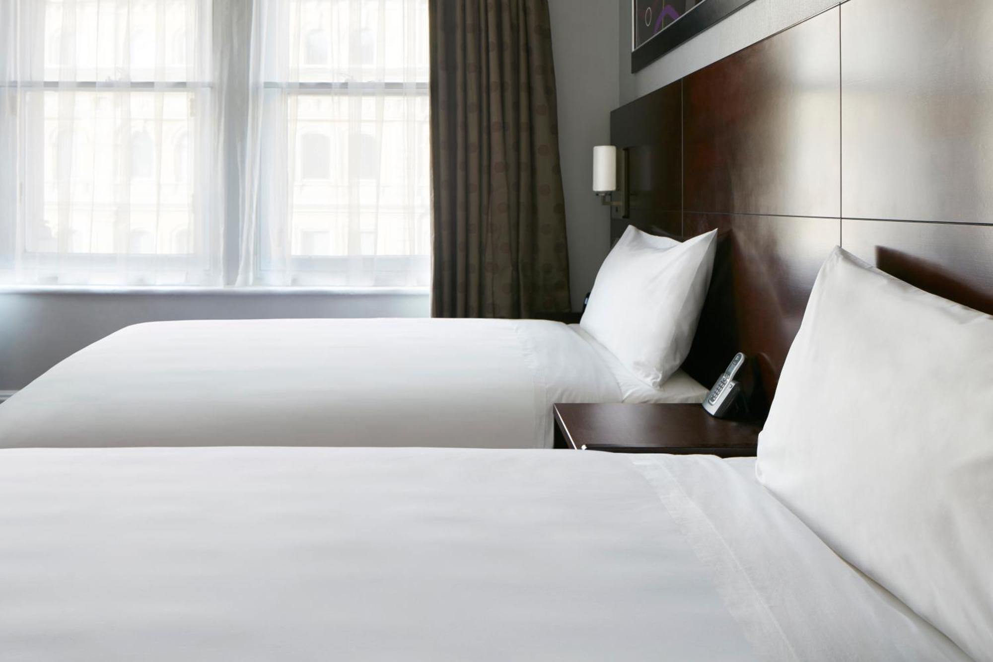 Standard Room Two Twin Beds