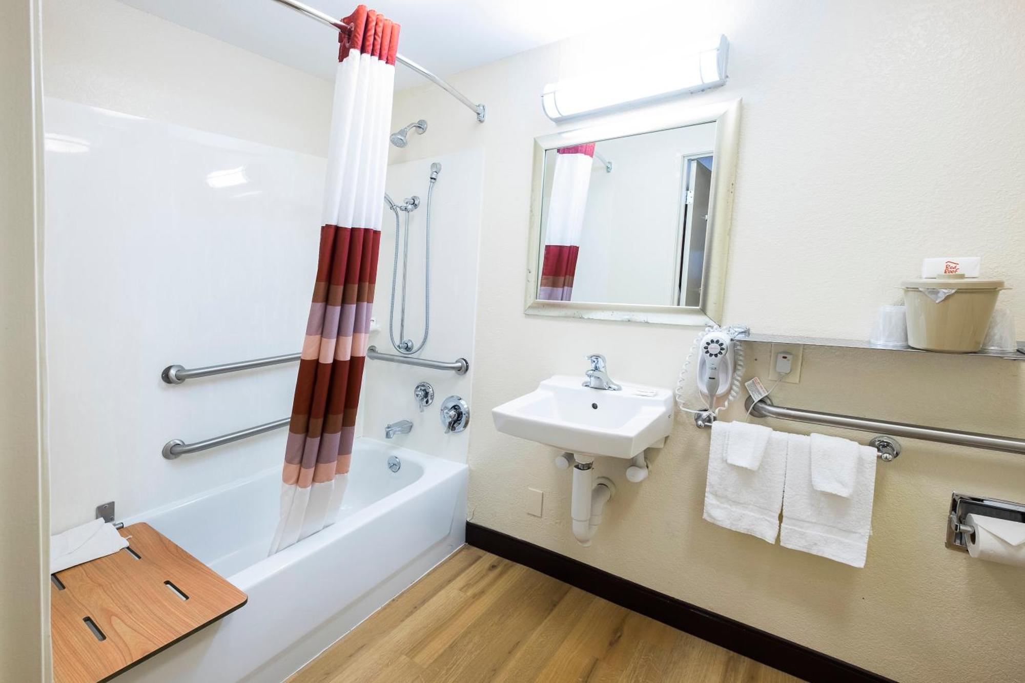Superior King Room Disability Access Non-Smoking