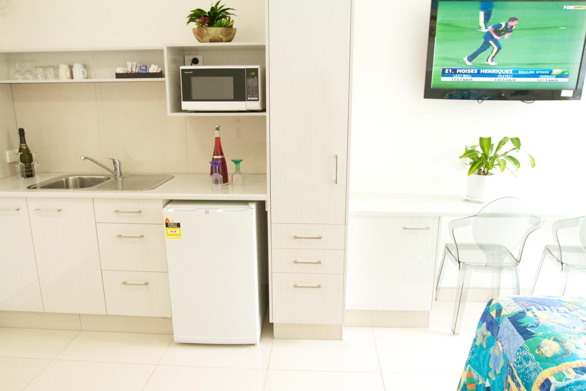 Habitación adaptada para personas con movilidad reducida/discapacidad auditiva - 1 cama grande - No fumadores
