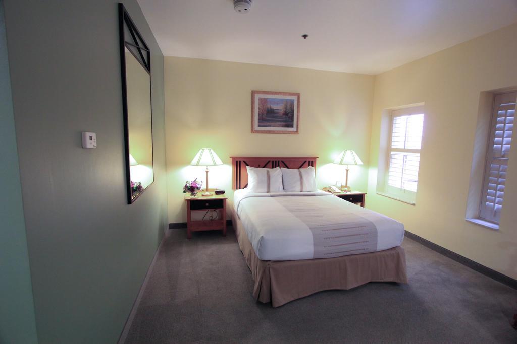 Superior Queen Room
