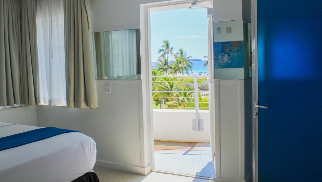 Zimmer mit 1 Kingsize-Bett und Balkon – Meerseite