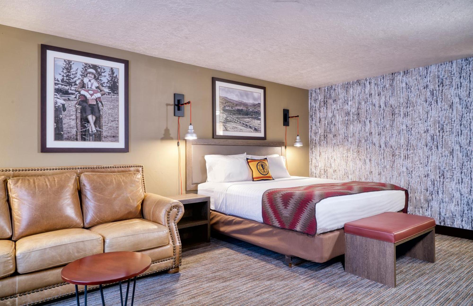 Deluxe King Room