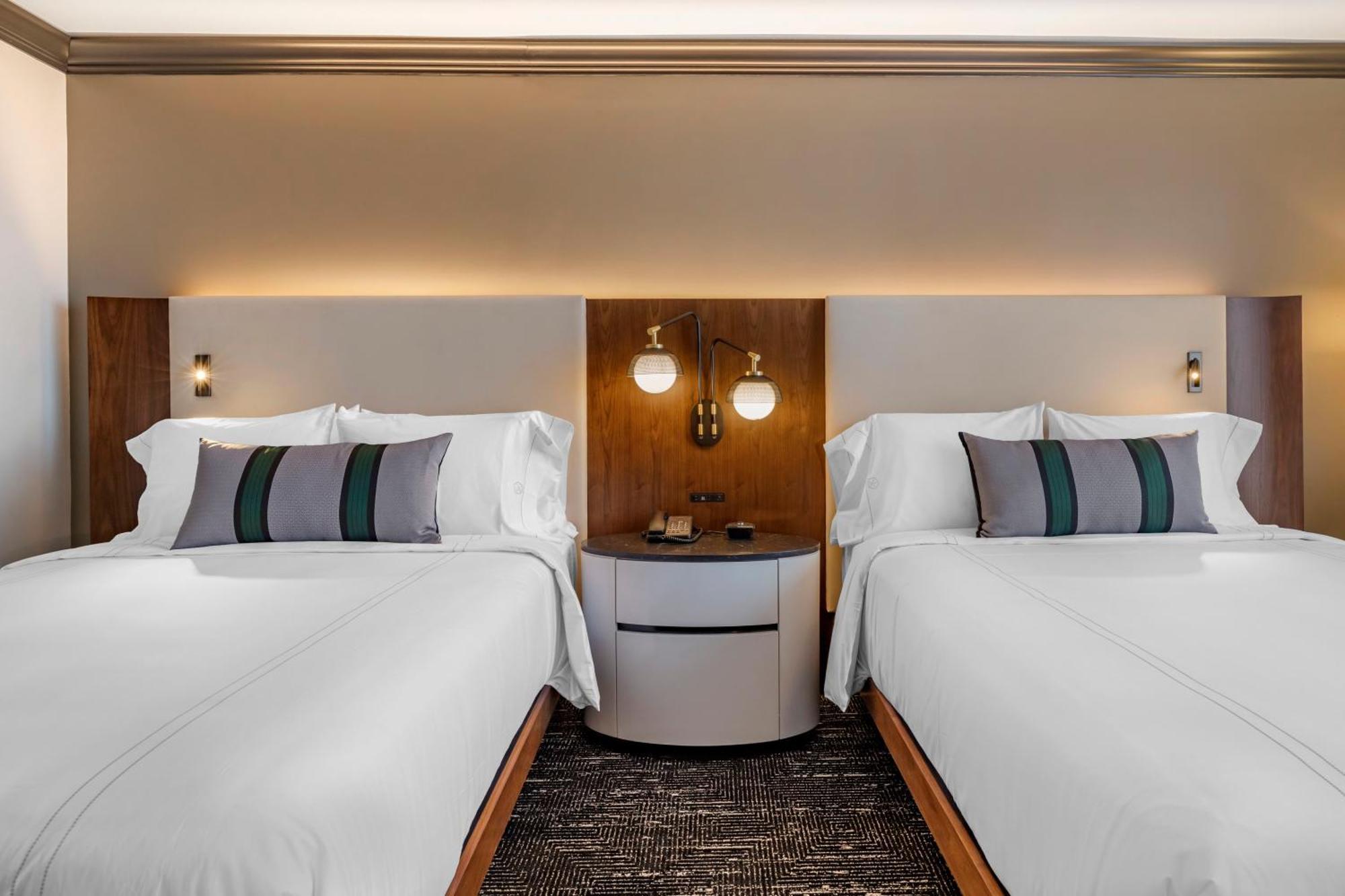 Deluxe Room 2 Queen Beds