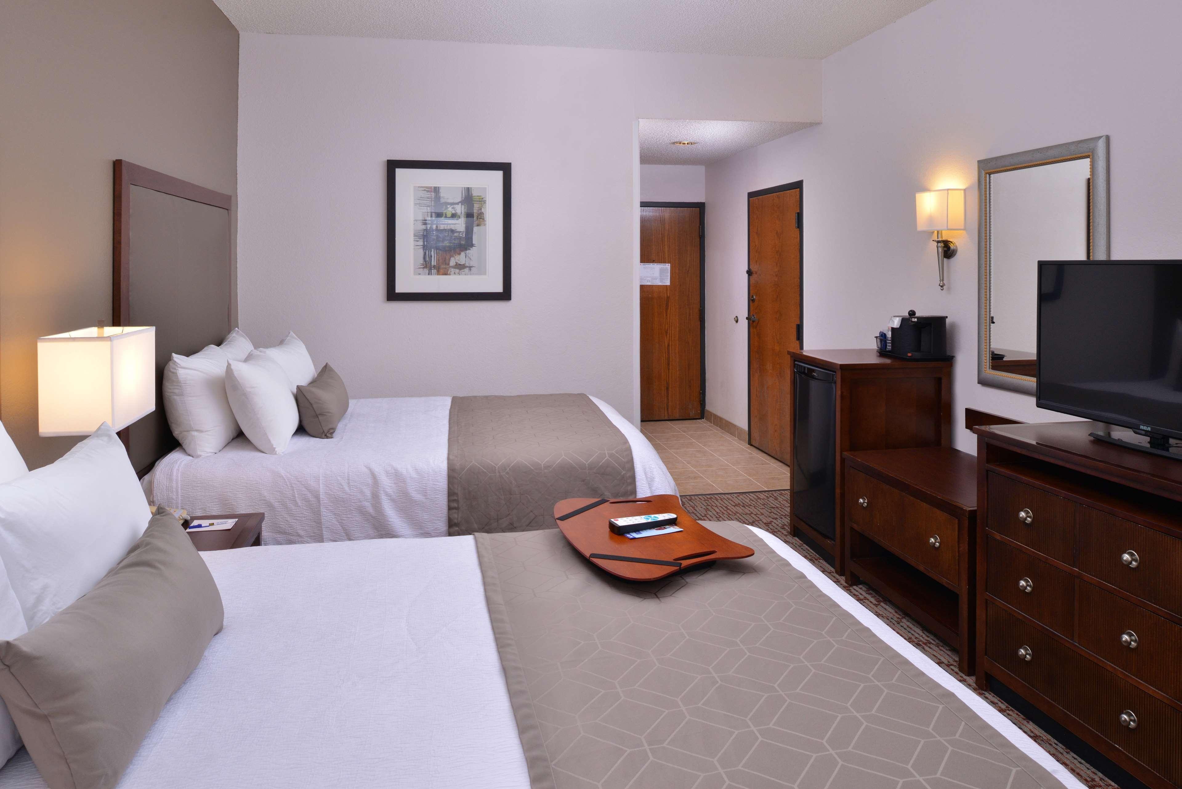 Queen Room with Two Queen Beds - Non-Smoking