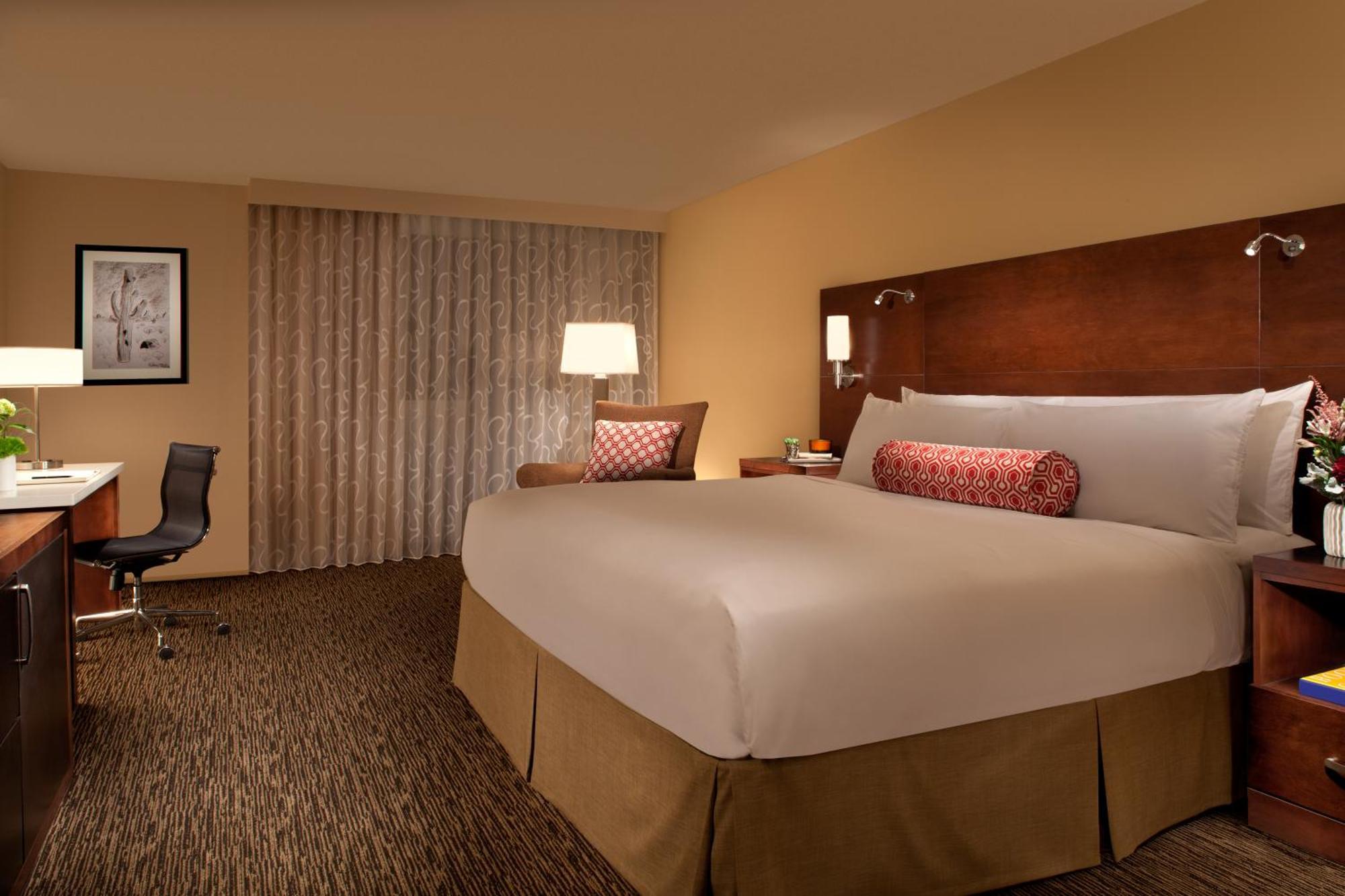 Standard King Room,1211115853:JPEG
