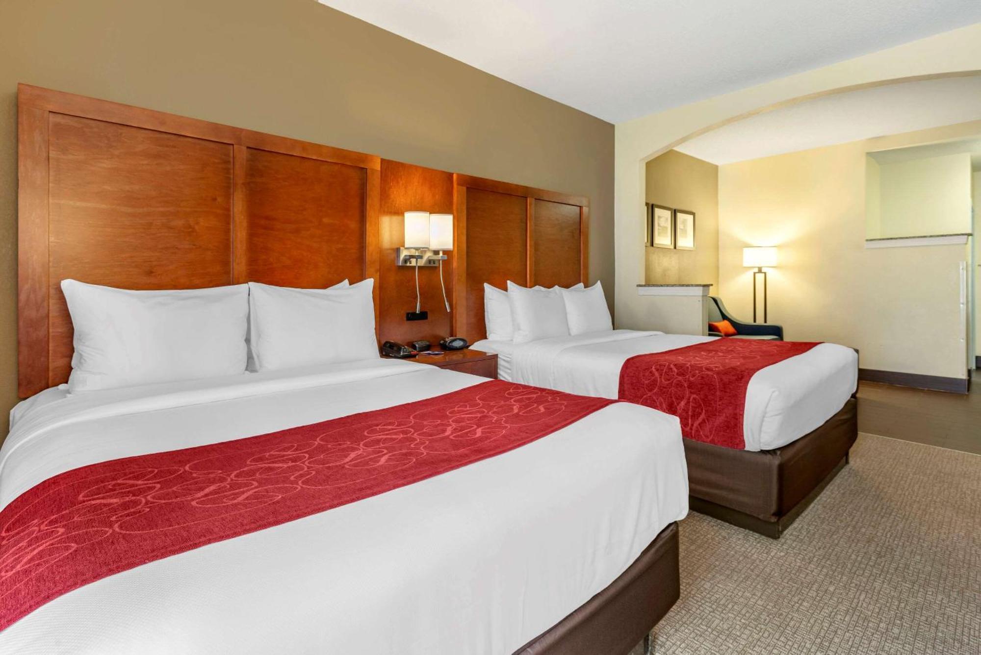 Queen Room Two Queen Beds