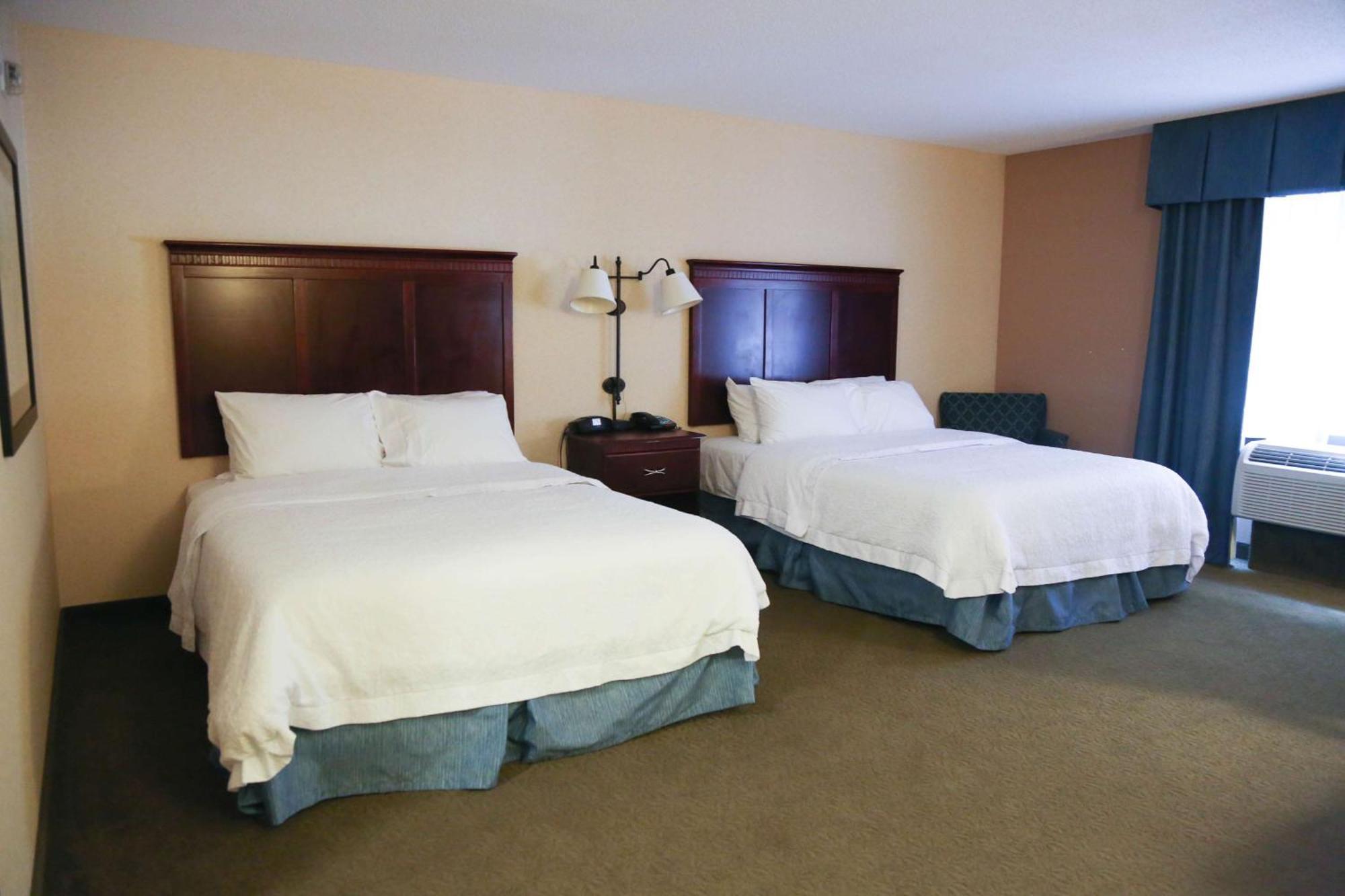 Queen Room Two Queen Beds Mobility Access or Non-Smoking