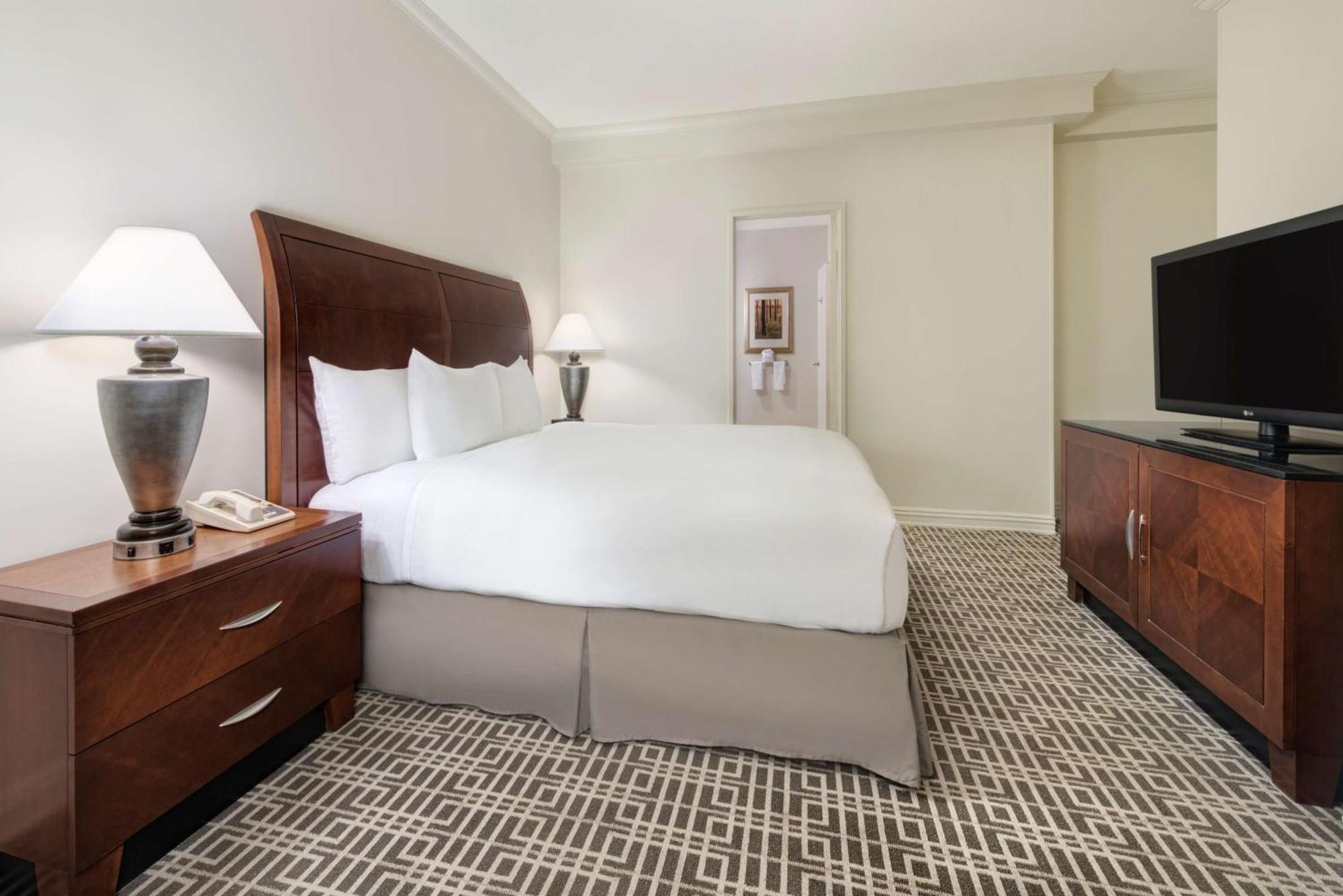 One-Bedroom King Suite,1557468661:JPEG