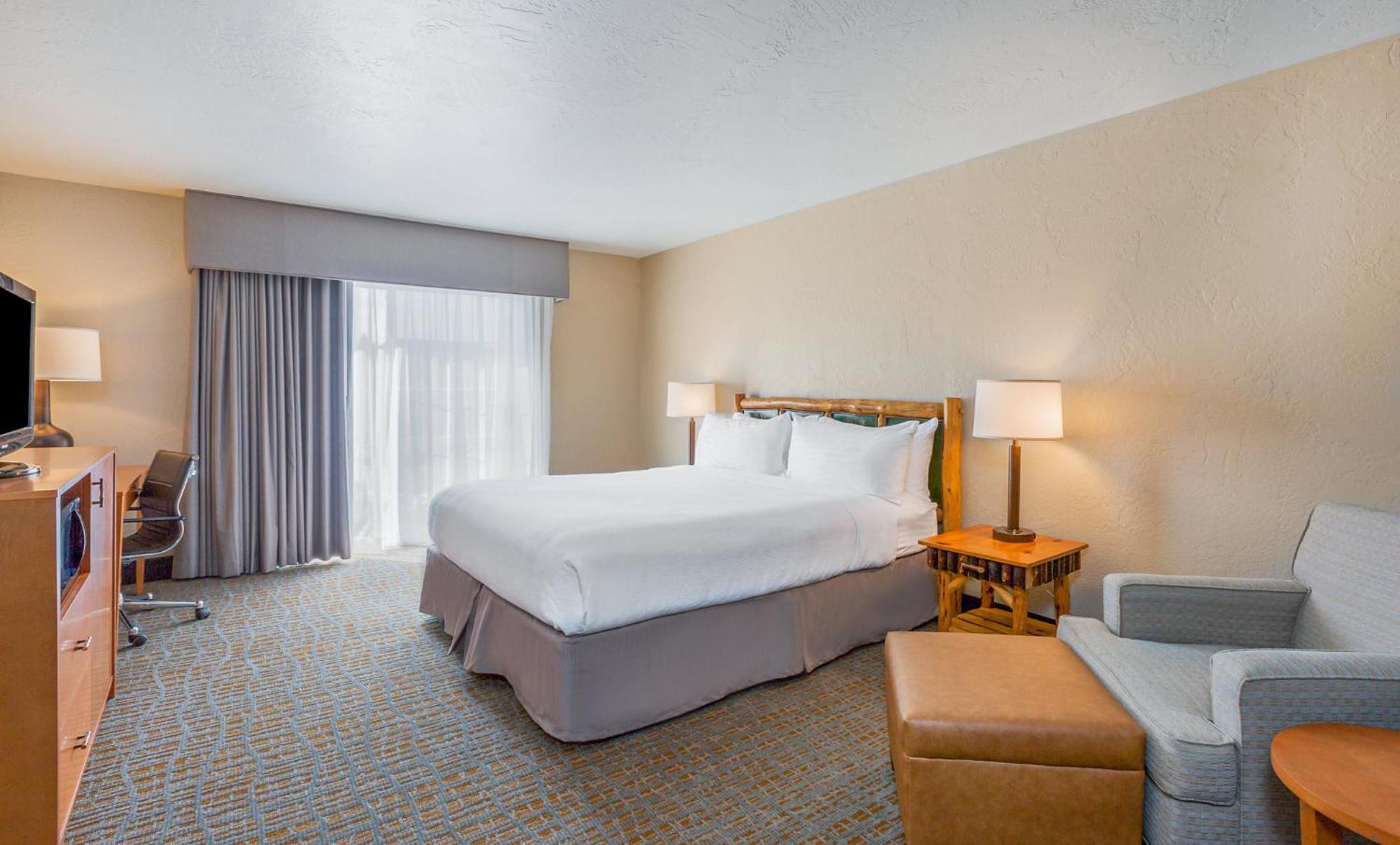 Standard King Room