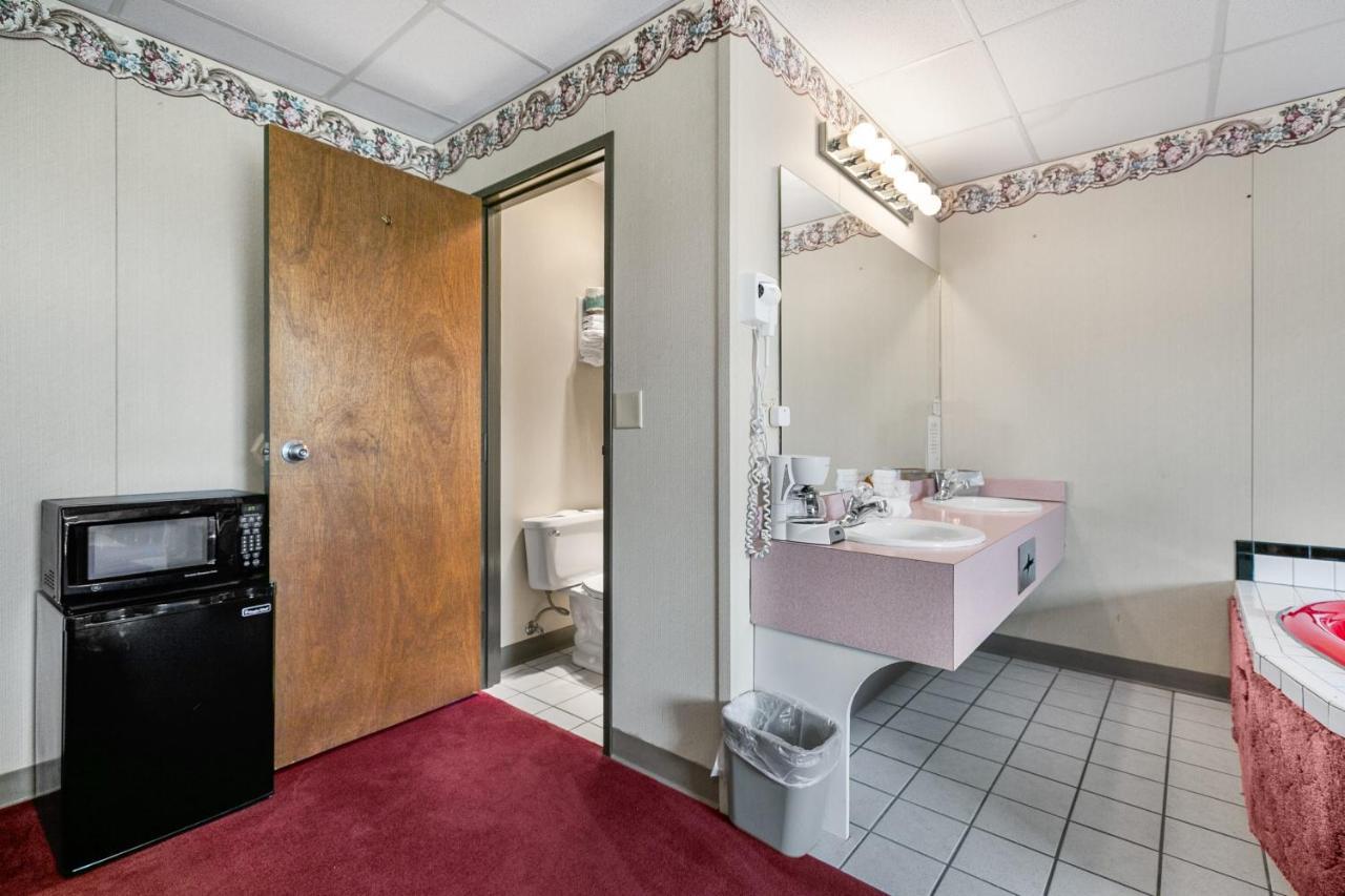 Superior King Suite