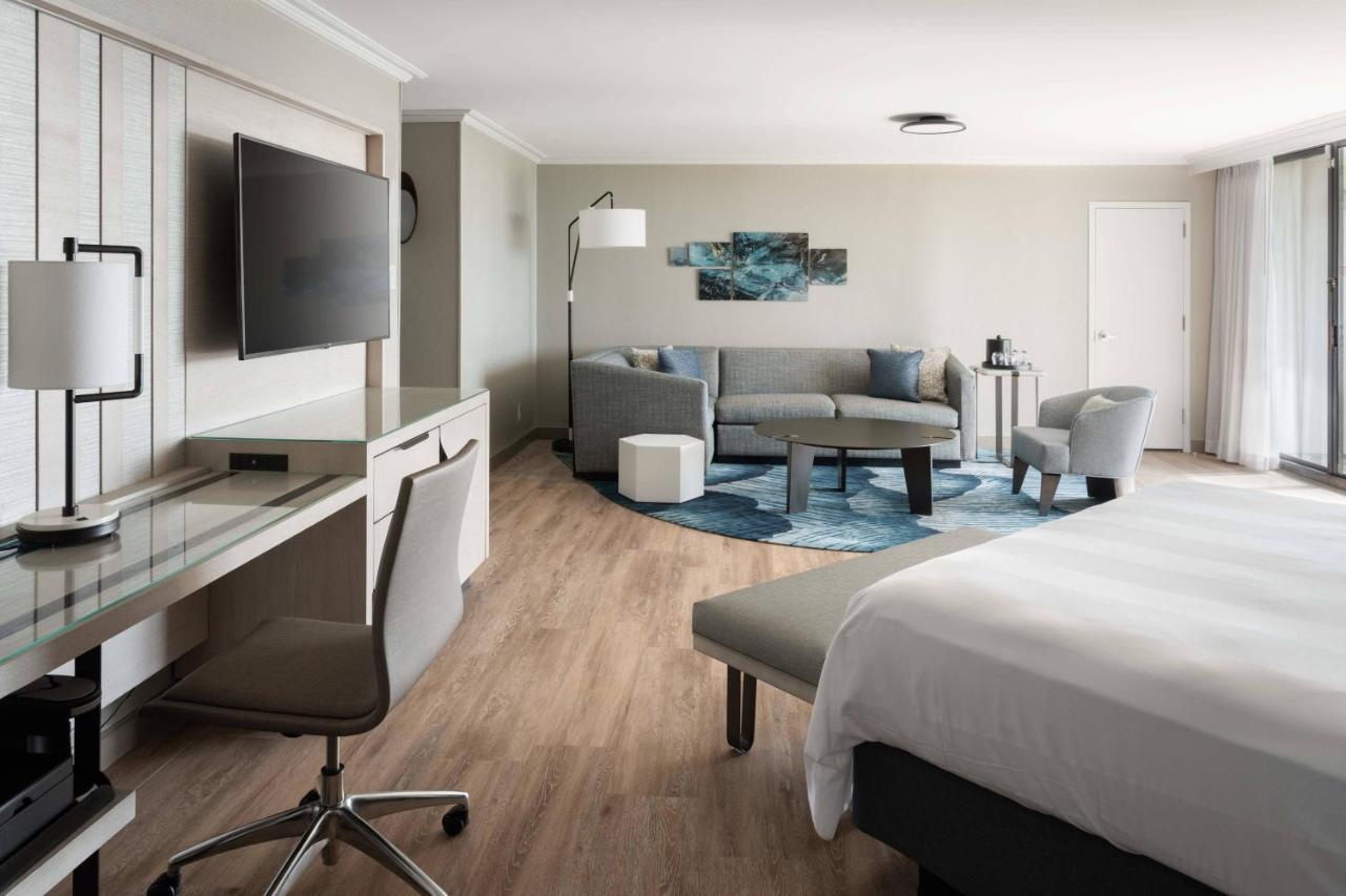 Suite Exécutive avec Vue sur Piscine