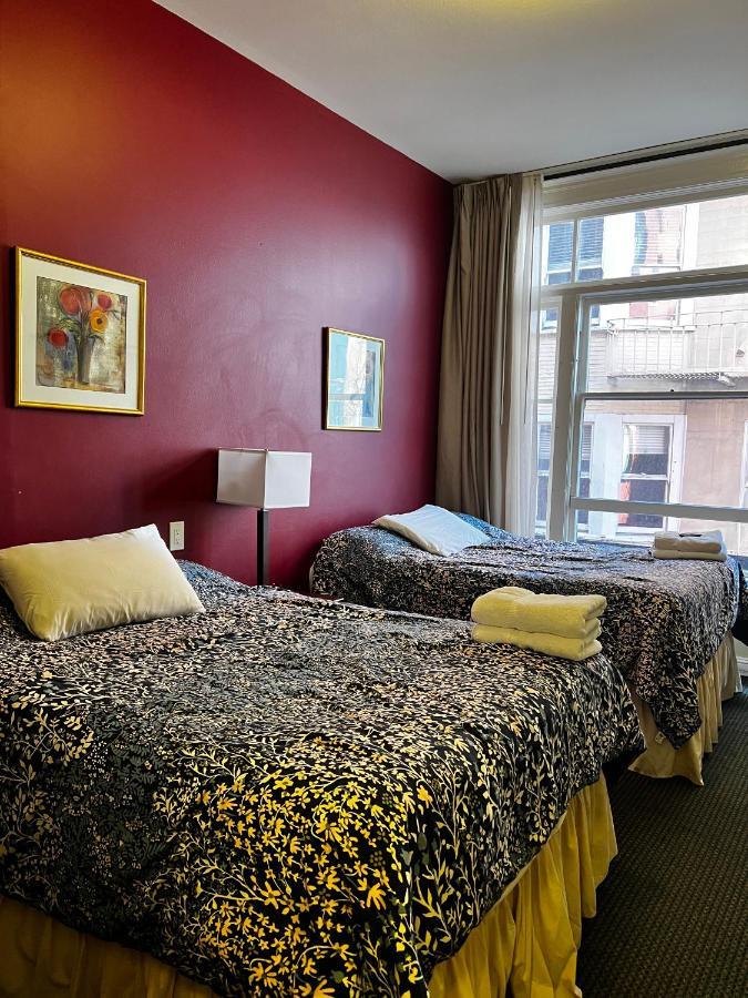 Quadruple Room Private Bathroom