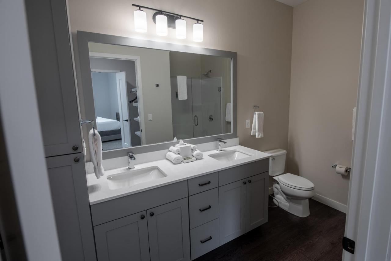 Three-Bedroom Suite