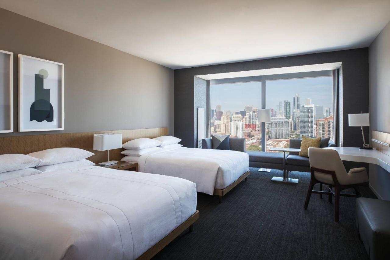 Queen Room with Two Queen Beds - Skyline View,1403060978:JPEG