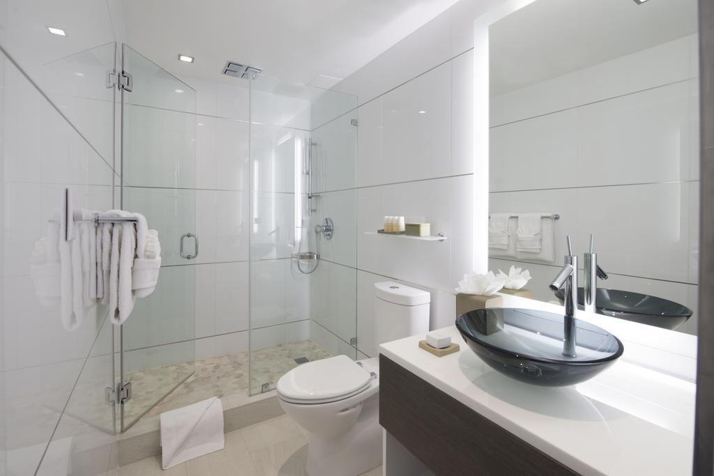 Deluxe Suite,141309456:JPEG