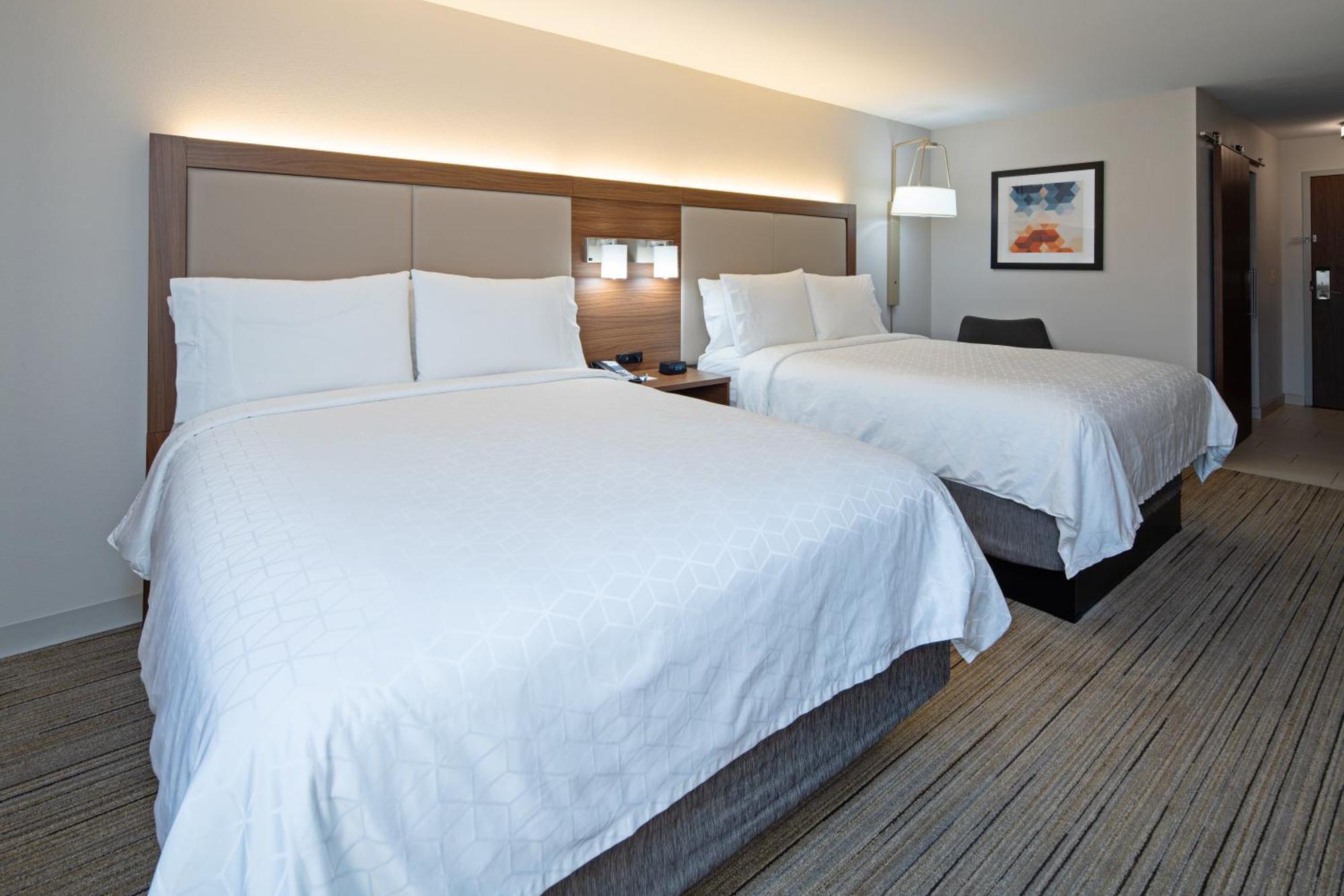Standard Room Two Queen Beds