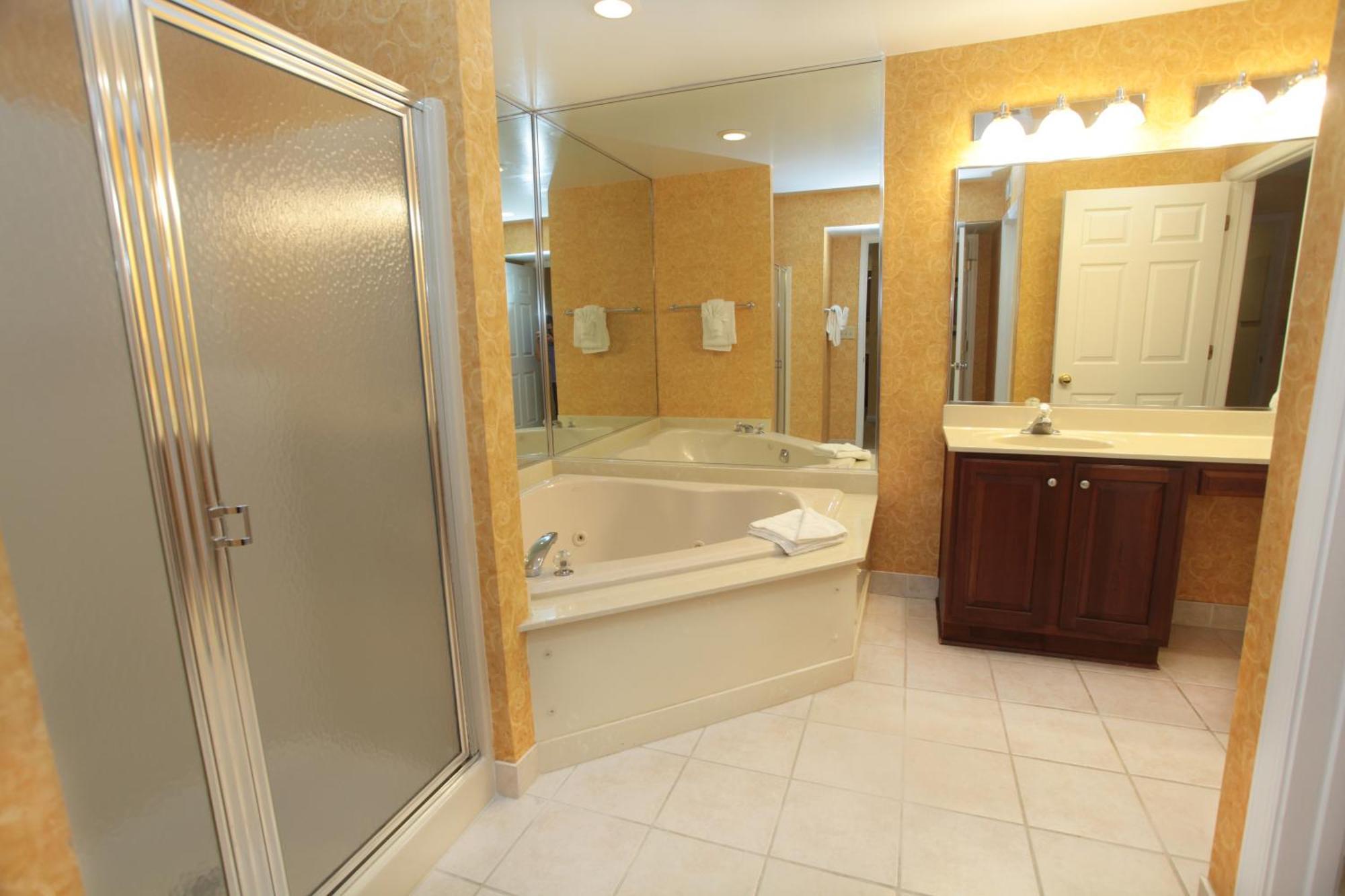 Deluxe Two-Bedroom Suite