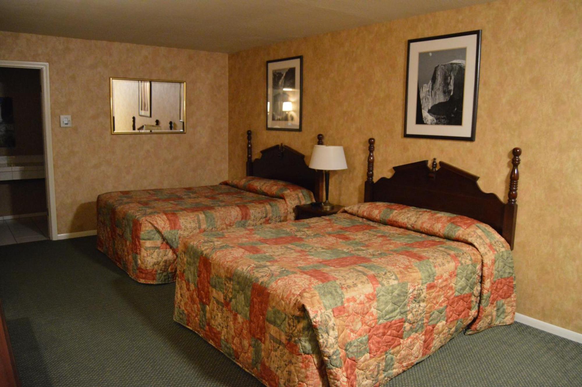 Queen Room Two Queen Beds