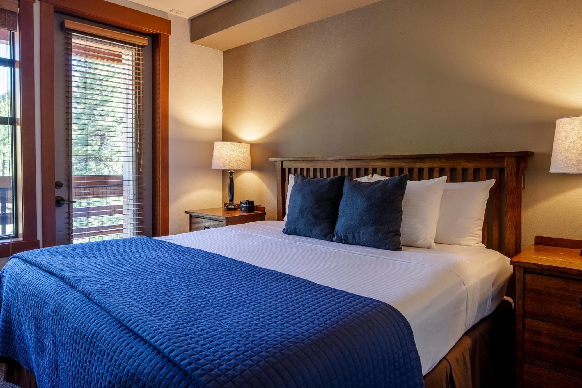 Studio Condo,1449316972:JPEG