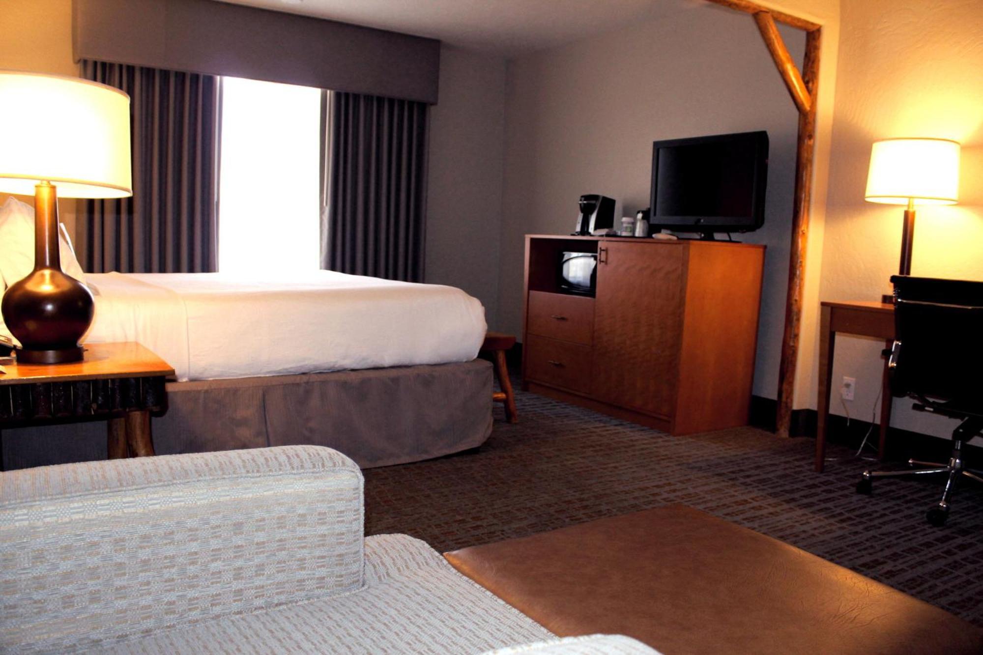 Standard King Room