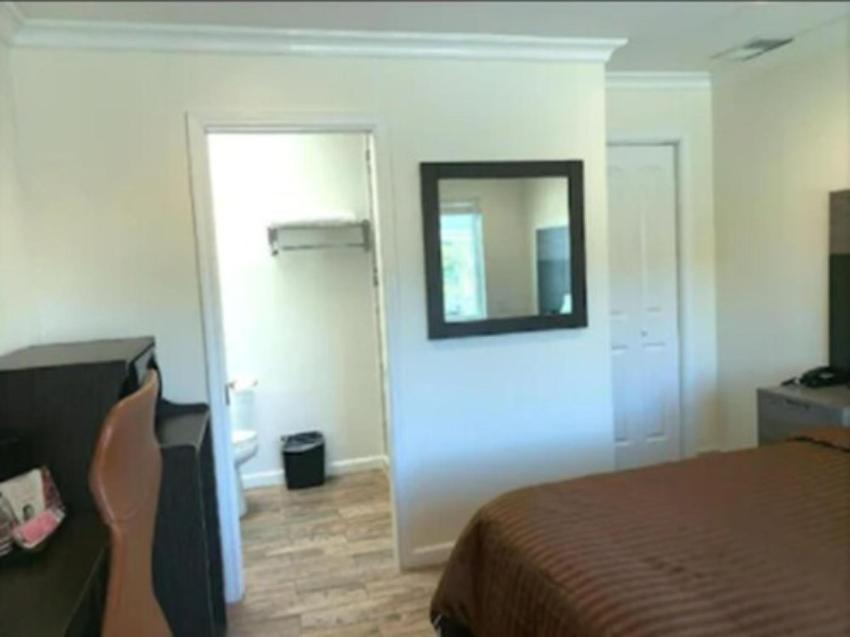 Deluxe Single Room,1526943919:JPEG