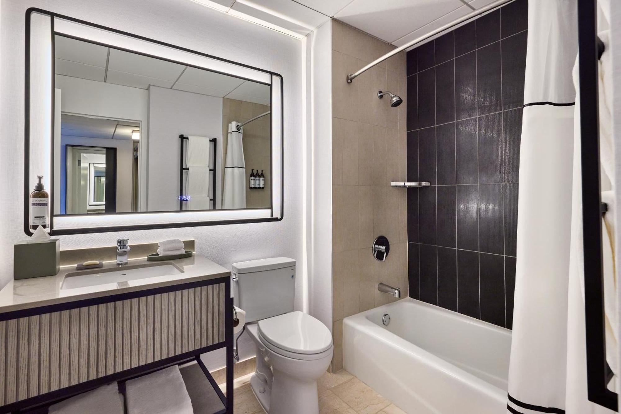 Kamer met 2 Queensize Bedden - Hoge Verdieping