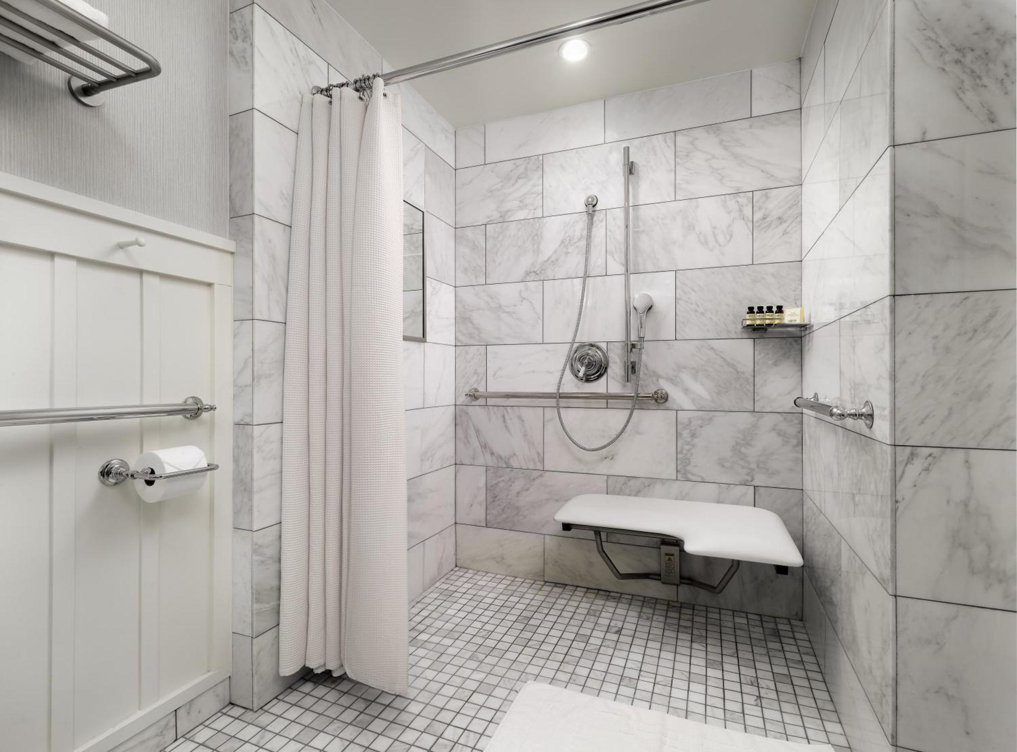 Double or Twin Room - Disability Access,1540878283:JPEG