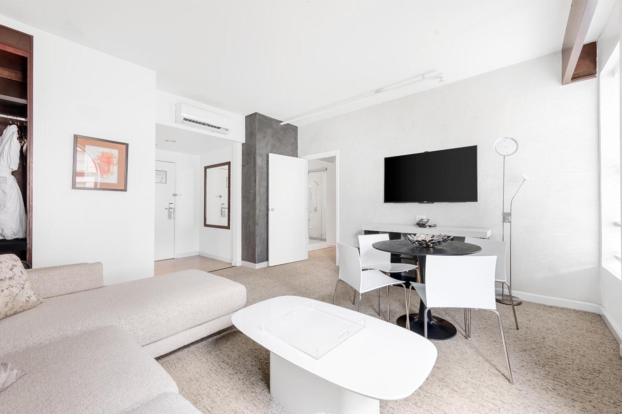 Suite 1 Chambre Lit King-Size - Non-Fumeurs