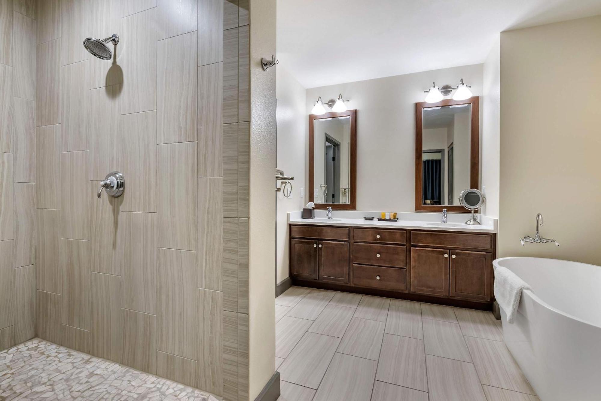 Two-Bedroom Suite Non-Smoking
