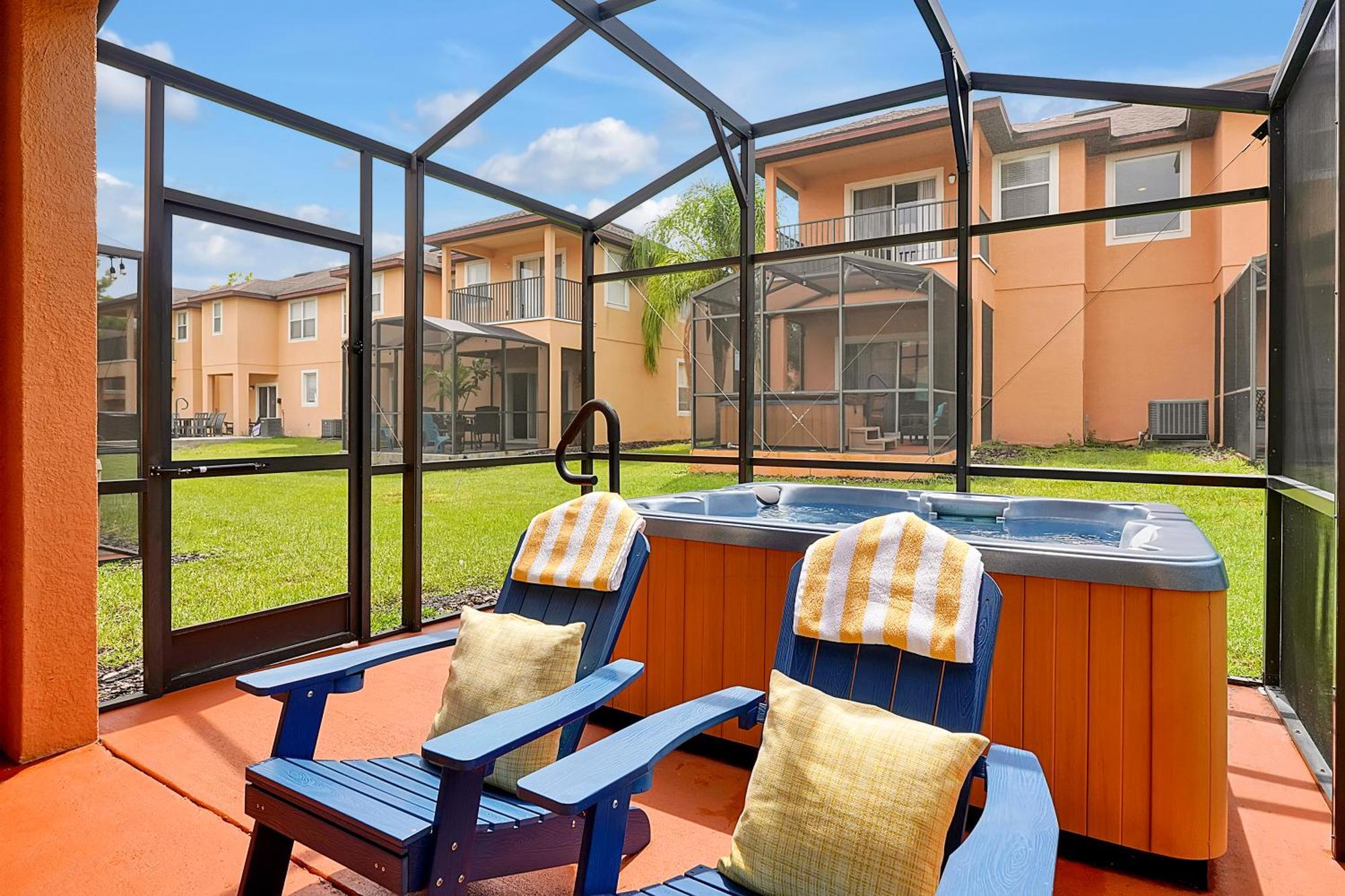 Four-Bedroom Townhouse Private Hot Tub 1329 Sq Ft