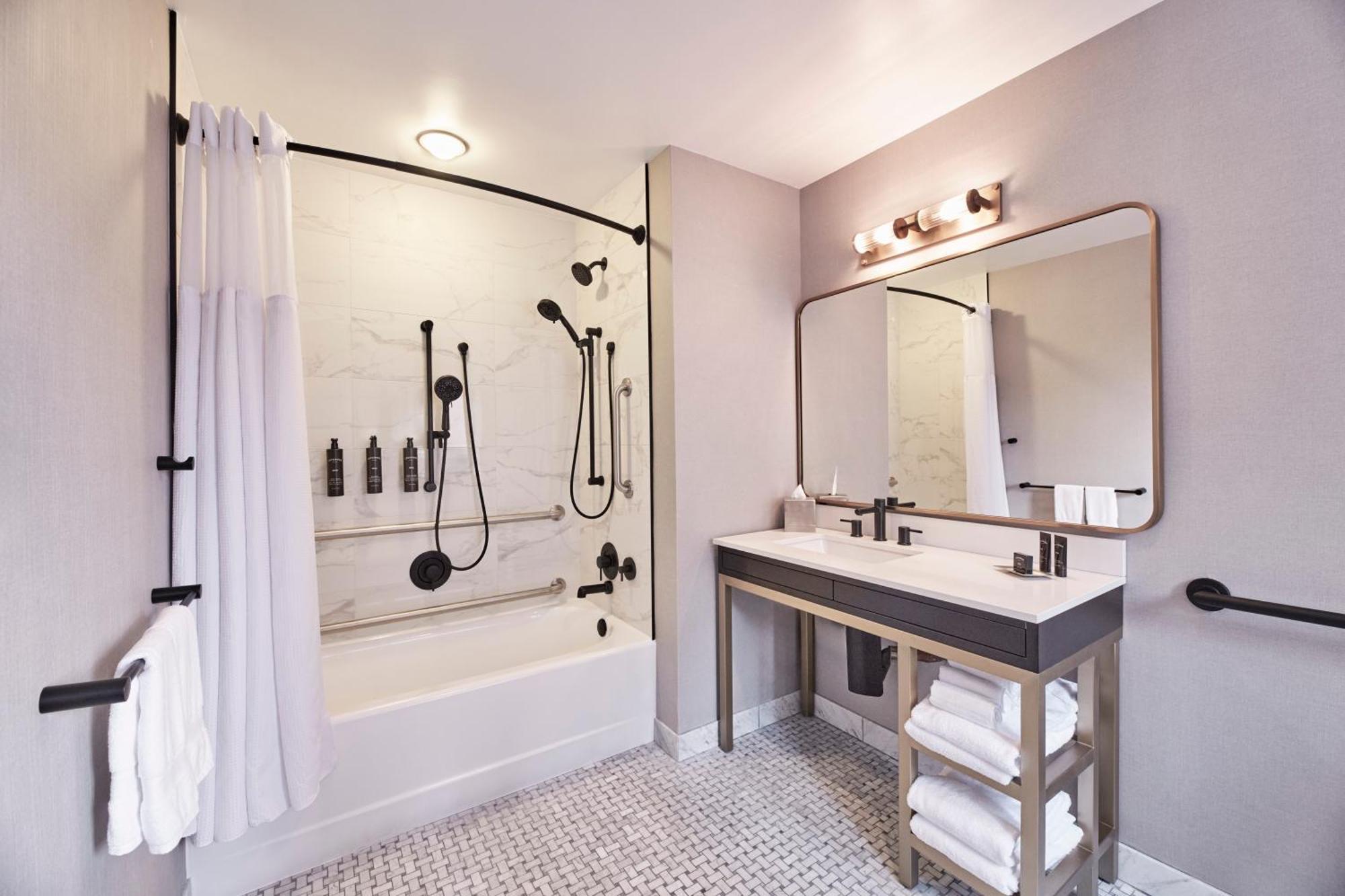 Camera Standard con Letto King-Size e Accesso Disabili