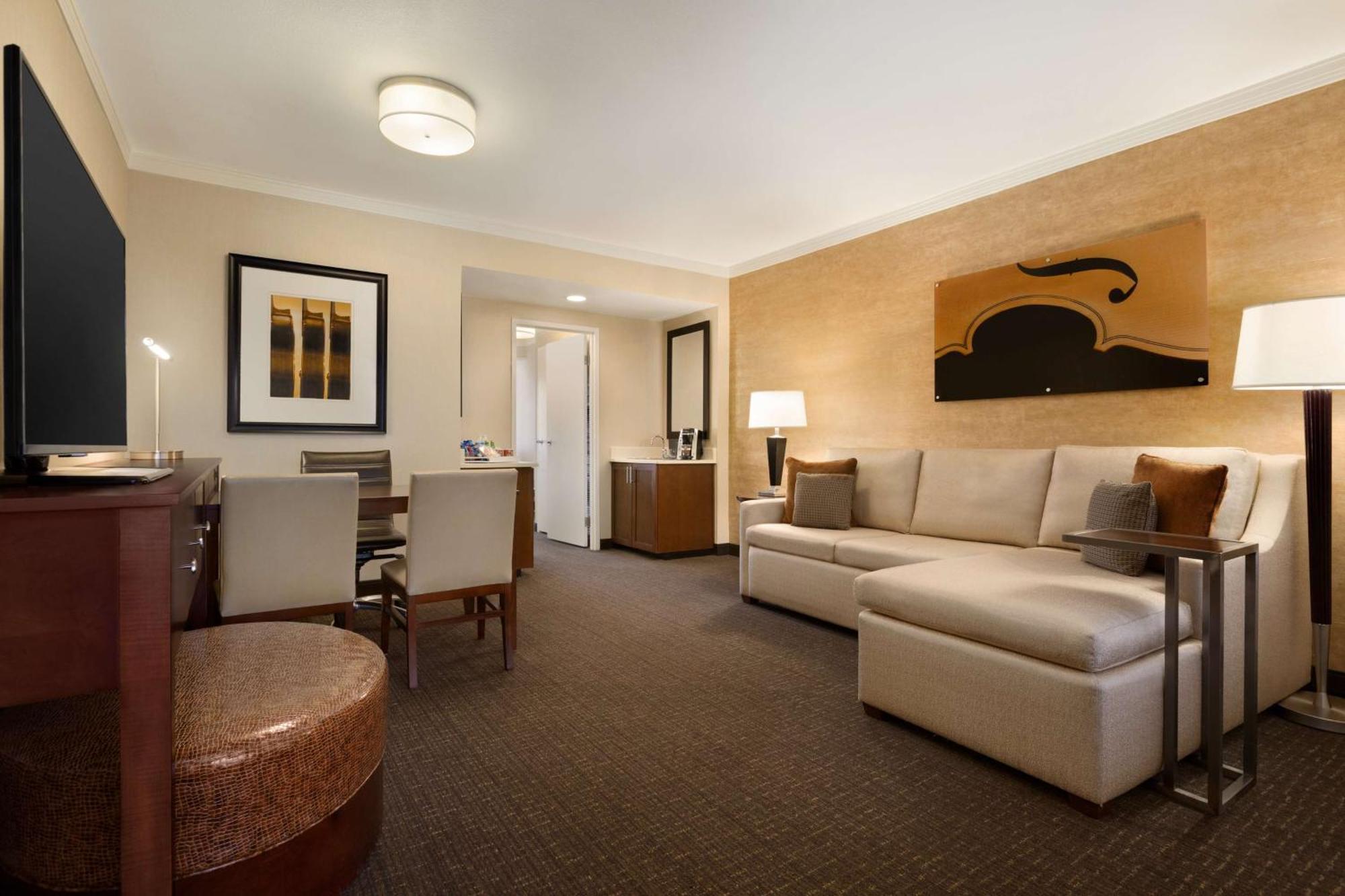 Suite King con Doccia Disabili - Accessibile a Ospiti Disabili/Ipoudenti - Non Fumatori