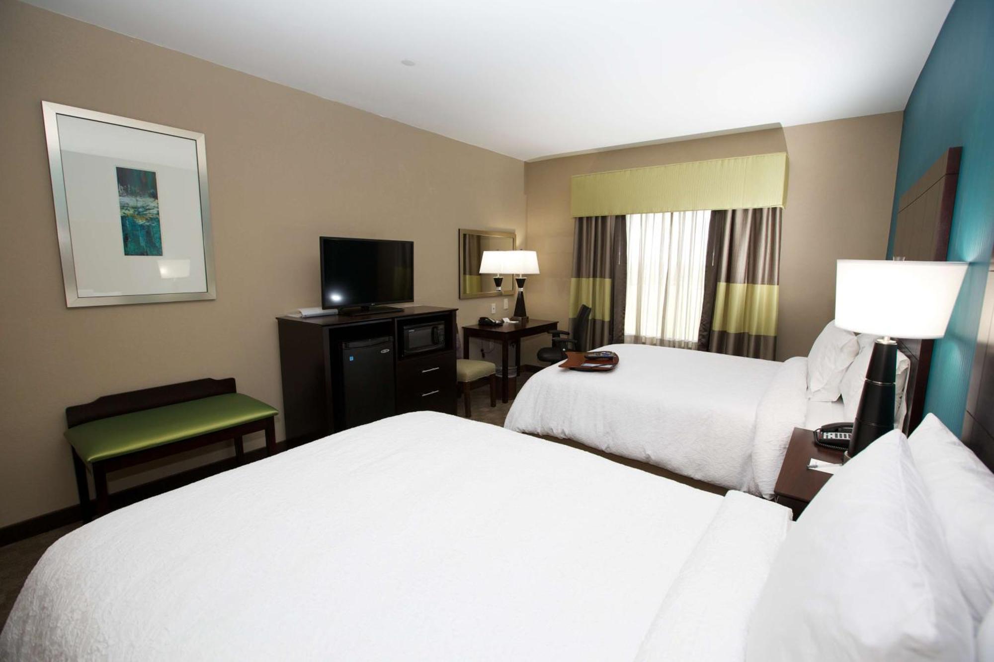 Queen Room with Two Queen Beds - Hearing Access/Non-Smoking