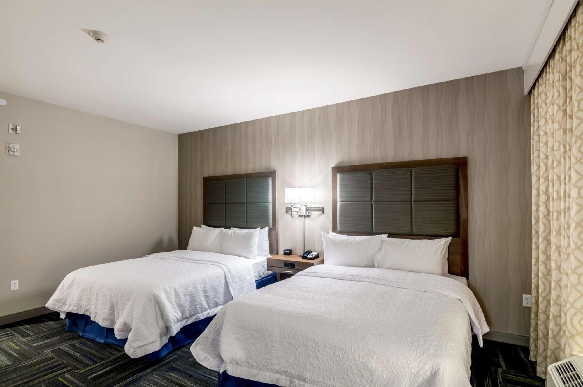 Queen Room Two Queen Beds Mobility Access or Non-Smoking