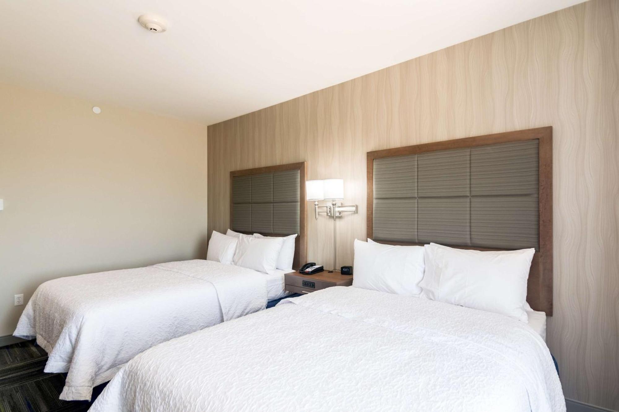Queen Room Two Queen Beds