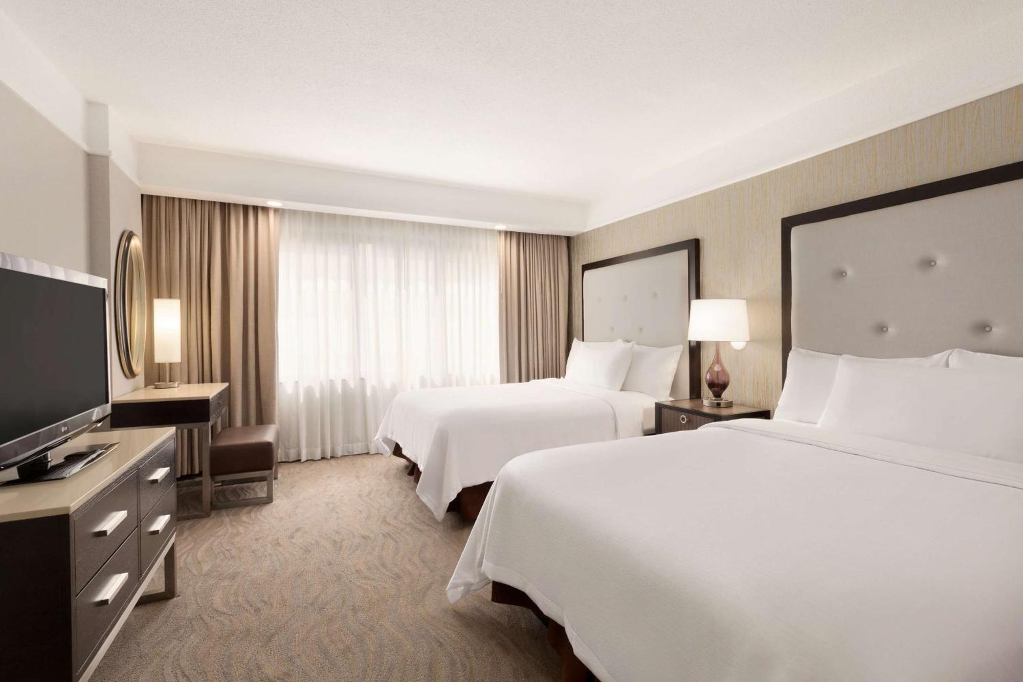 Queen Suite with Two Queen Beds - Non-Smoking