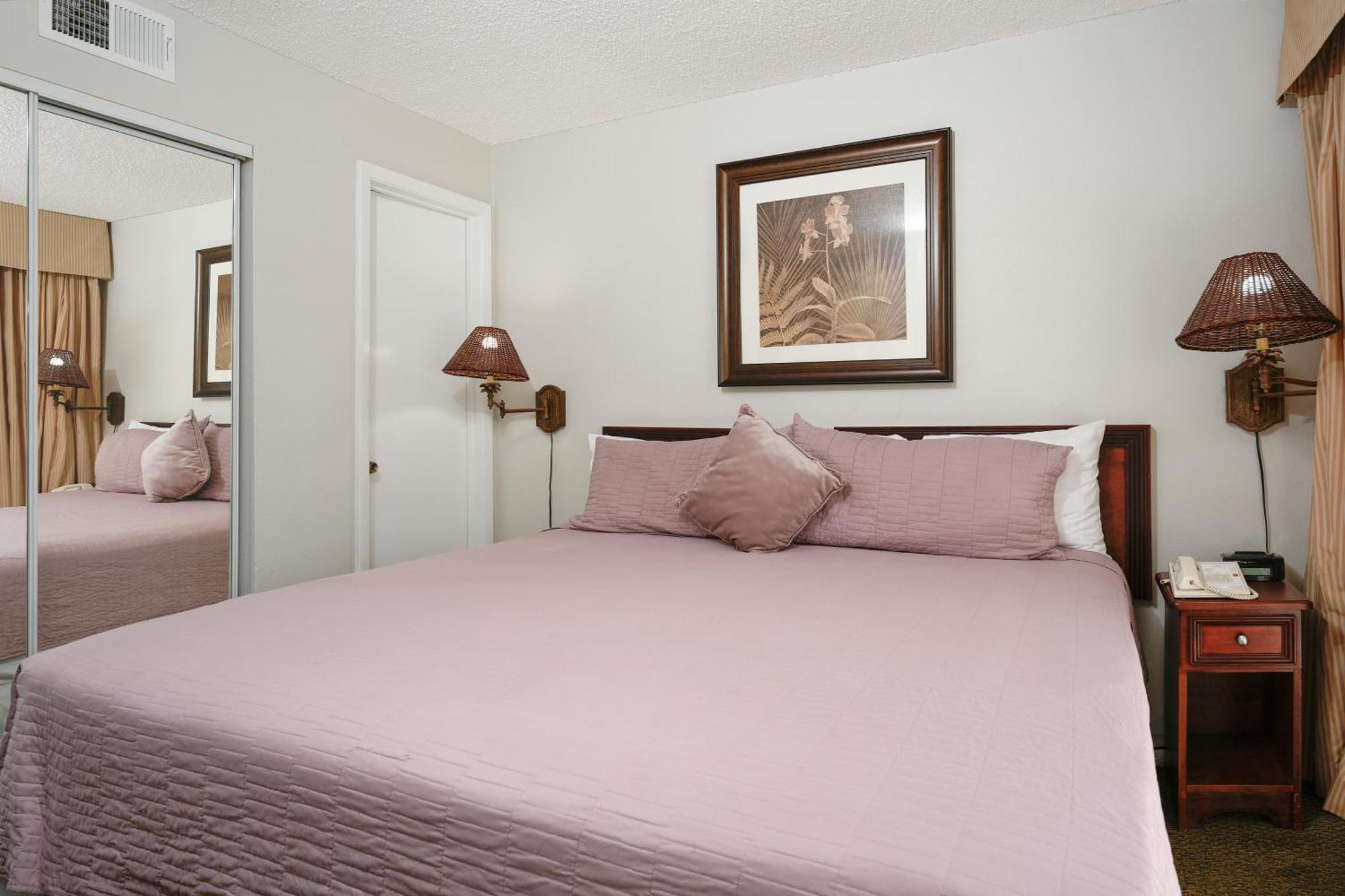 Deluxe Two-Bedroom Suite