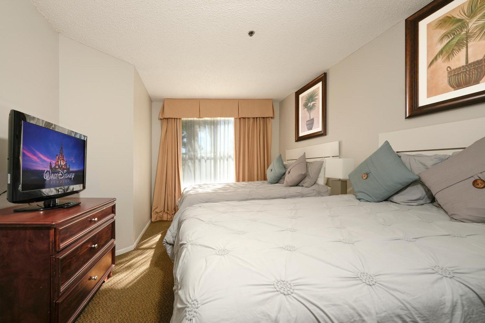 Deluxe Two-Bedroom Suite