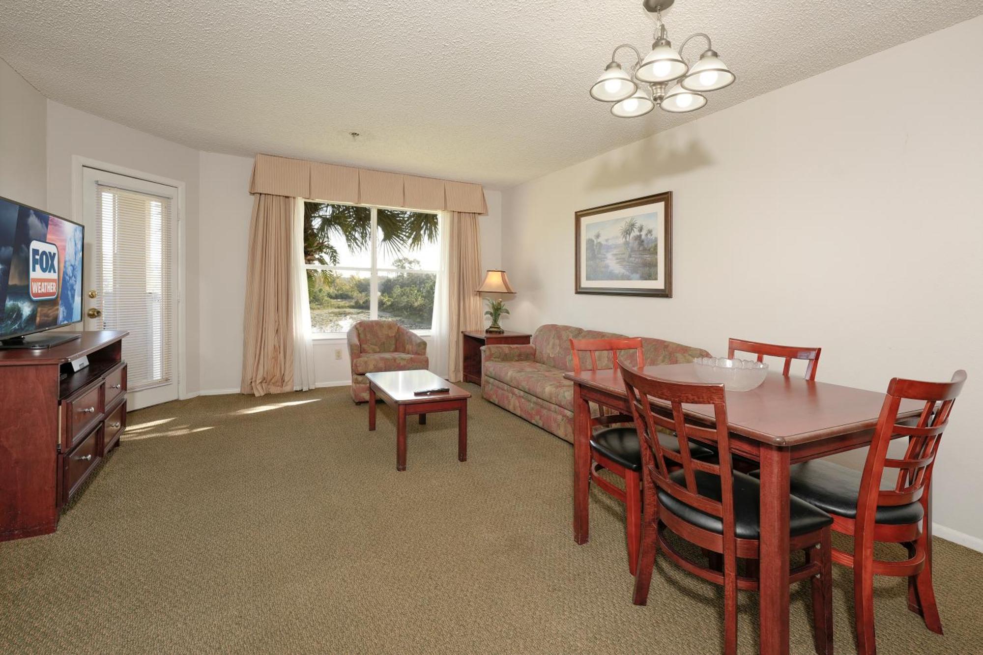 Deluxe One-Bedroom Suite Balcony