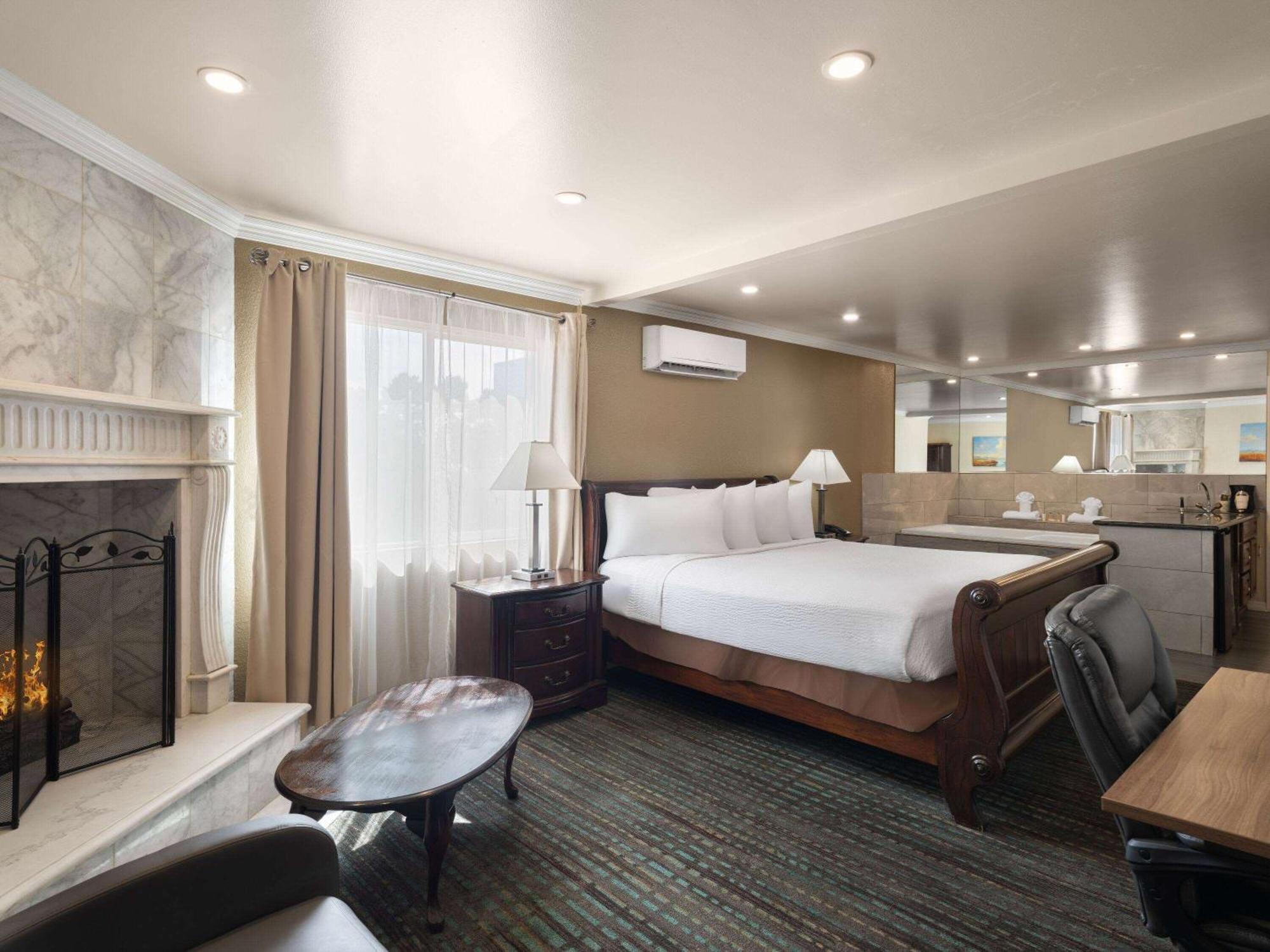 Suite Deluxe con cama extragrande para no fumadores