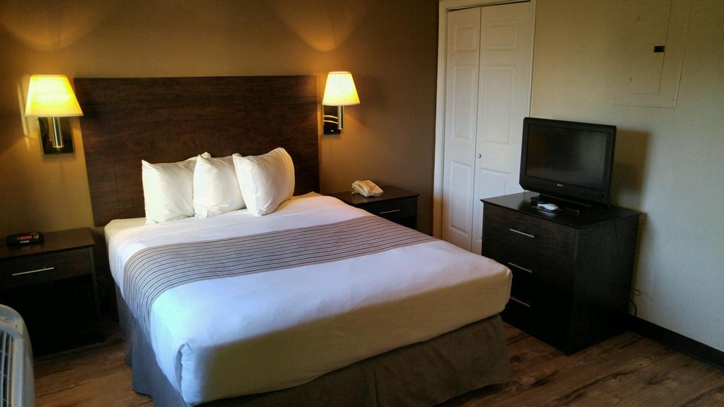 Habitación Efficiency - 1 cama grande - Adaptada para personas con discapacidad - No fumadores